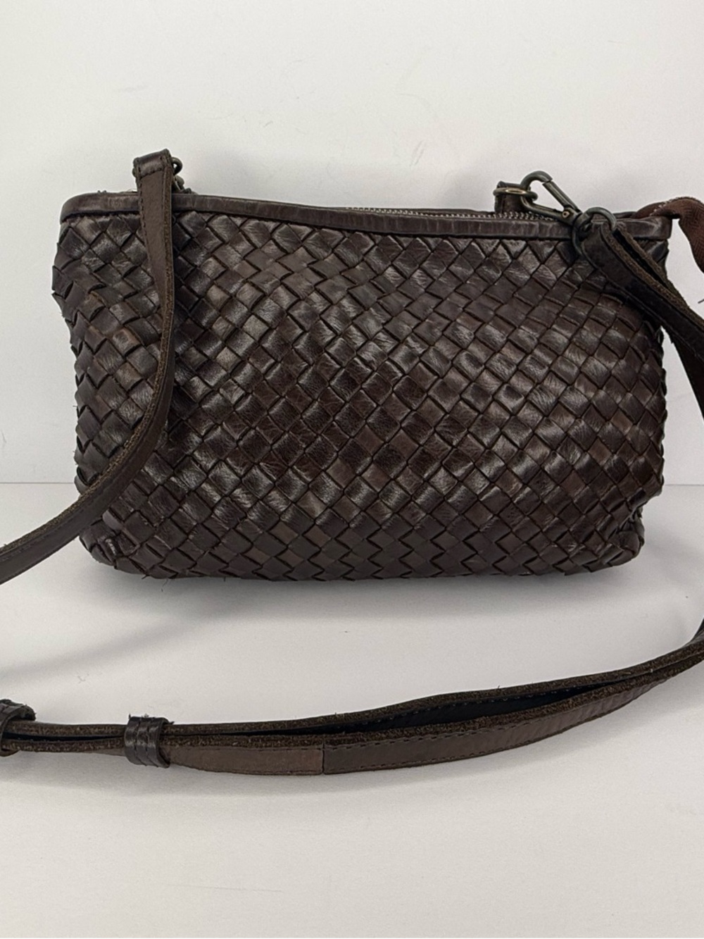 Gorgeous Vintage VALENTINA Soft Brown Woven Leather Cossbody/ Clutch from Italy